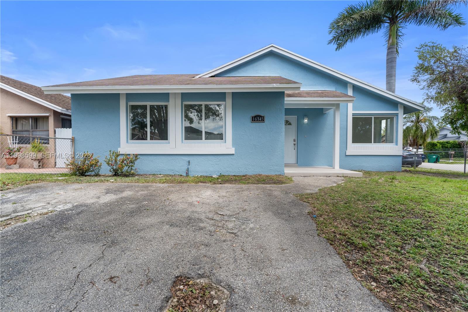 PINE NEEDLES HOMES - Residential