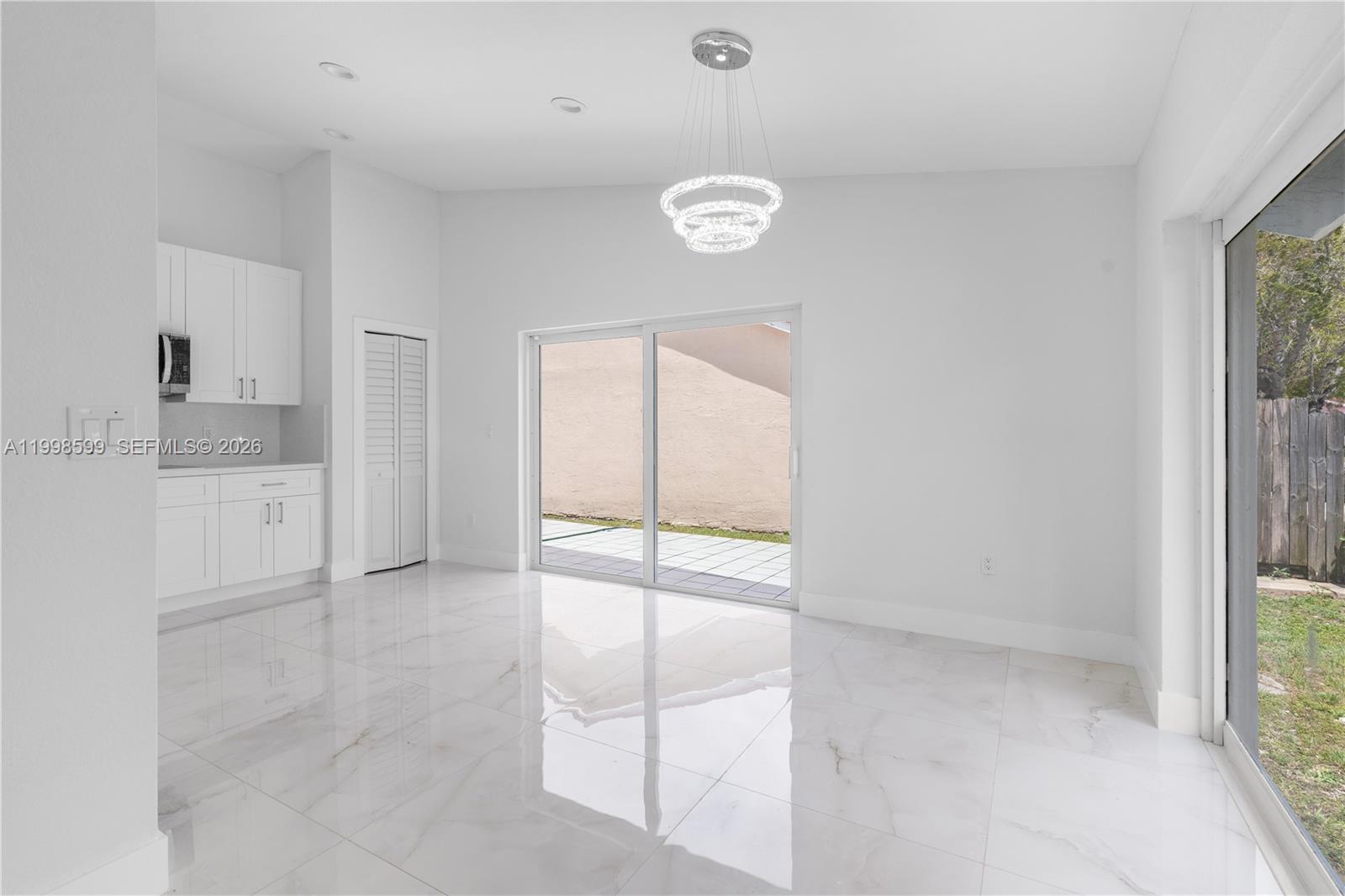 PINE NEEDLES HOMES - Residential