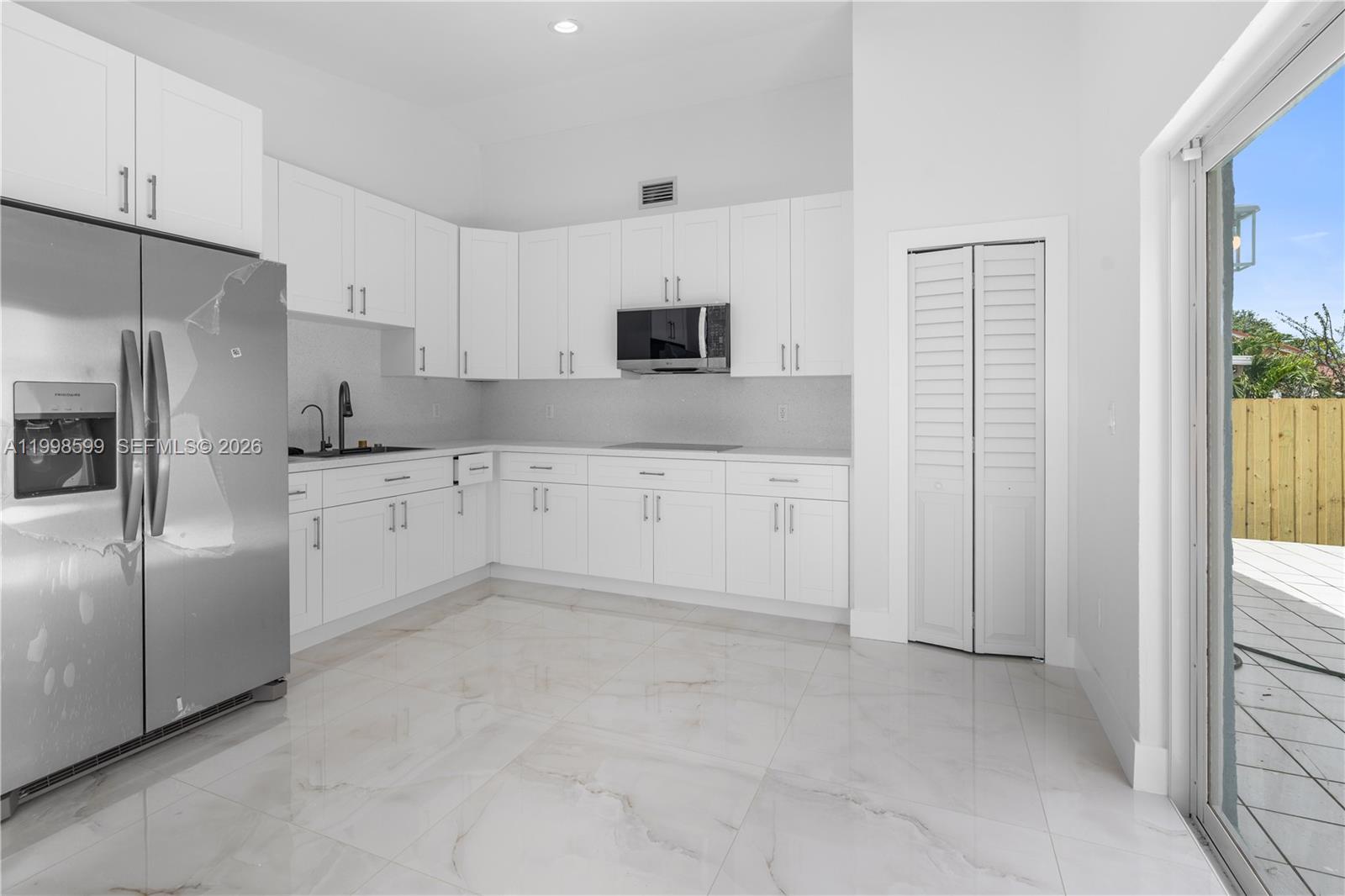PINE NEEDLES HOMES - Residential