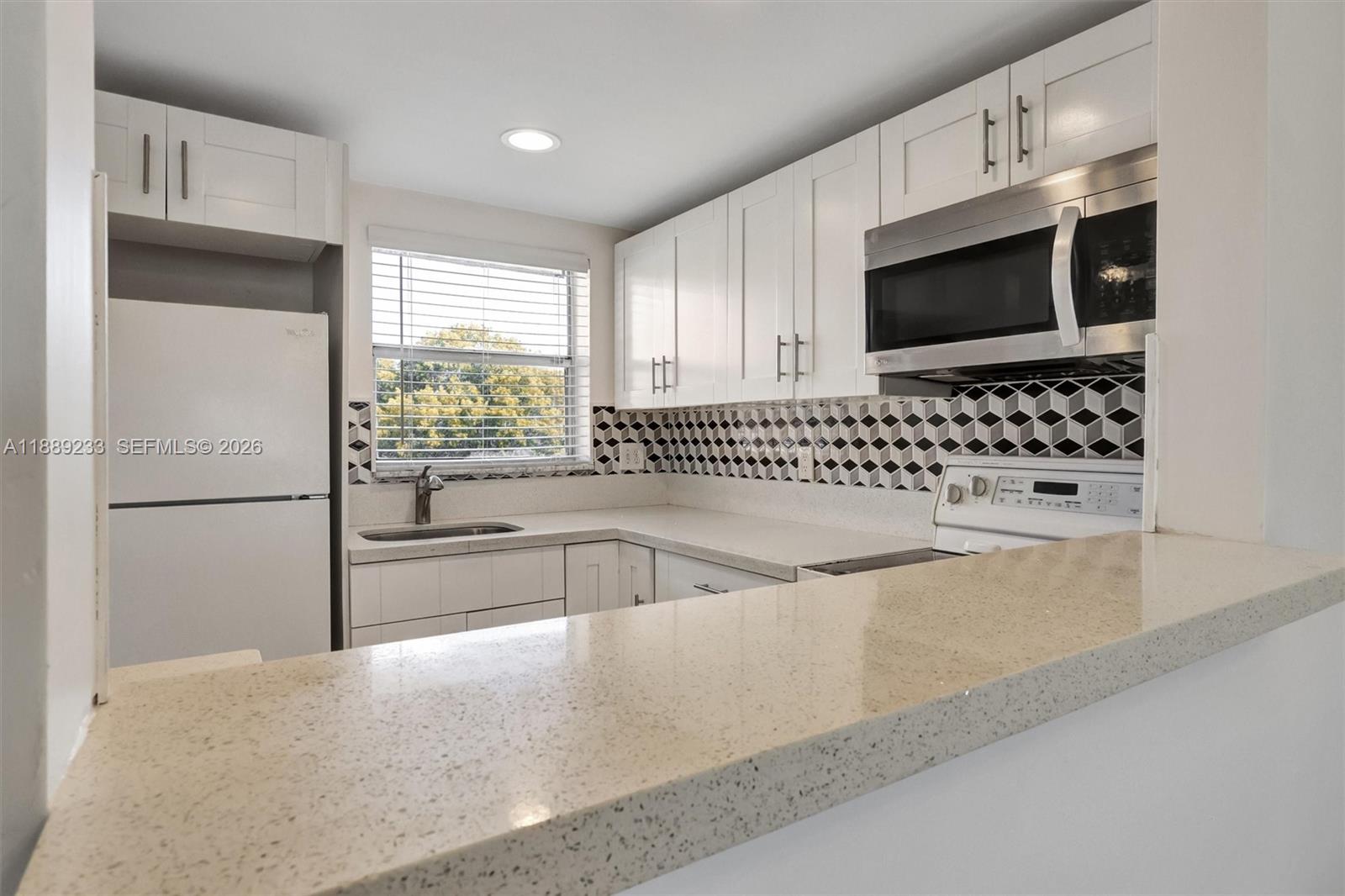 SUNRISE LAKES 79 CONDO - Residential