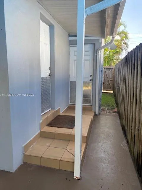 Miami, Florida 33135, United States, 2 Bedrooms Bedrooms, ,1 BathroomBathrooms,Residential,Active,198638