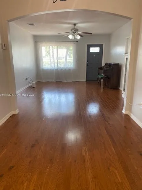 Miami, Florida 33135, United States, 2 Bedrooms Bedrooms, ,1 BathroomBathrooms,Residential,Active,198638