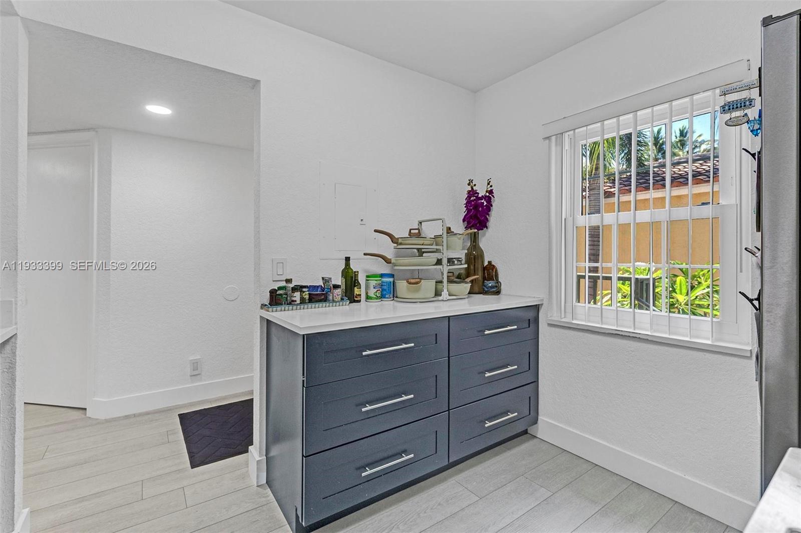 BAY REACH CONDO - Residential