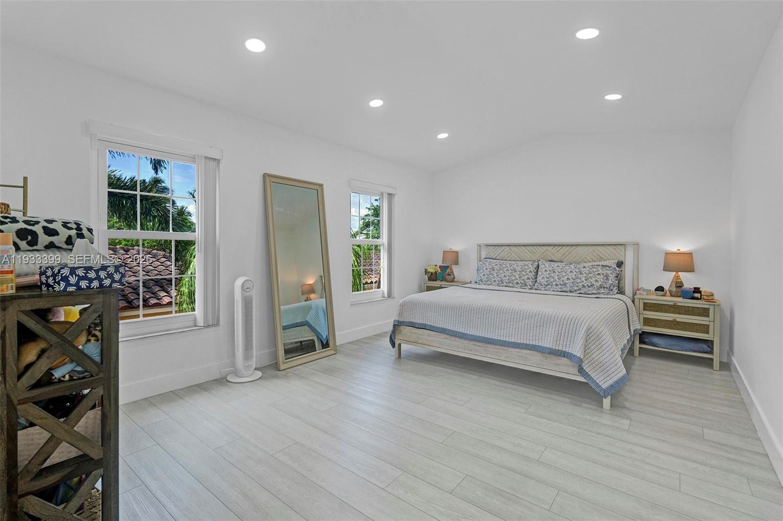 BAY REACH CONDO - Residential