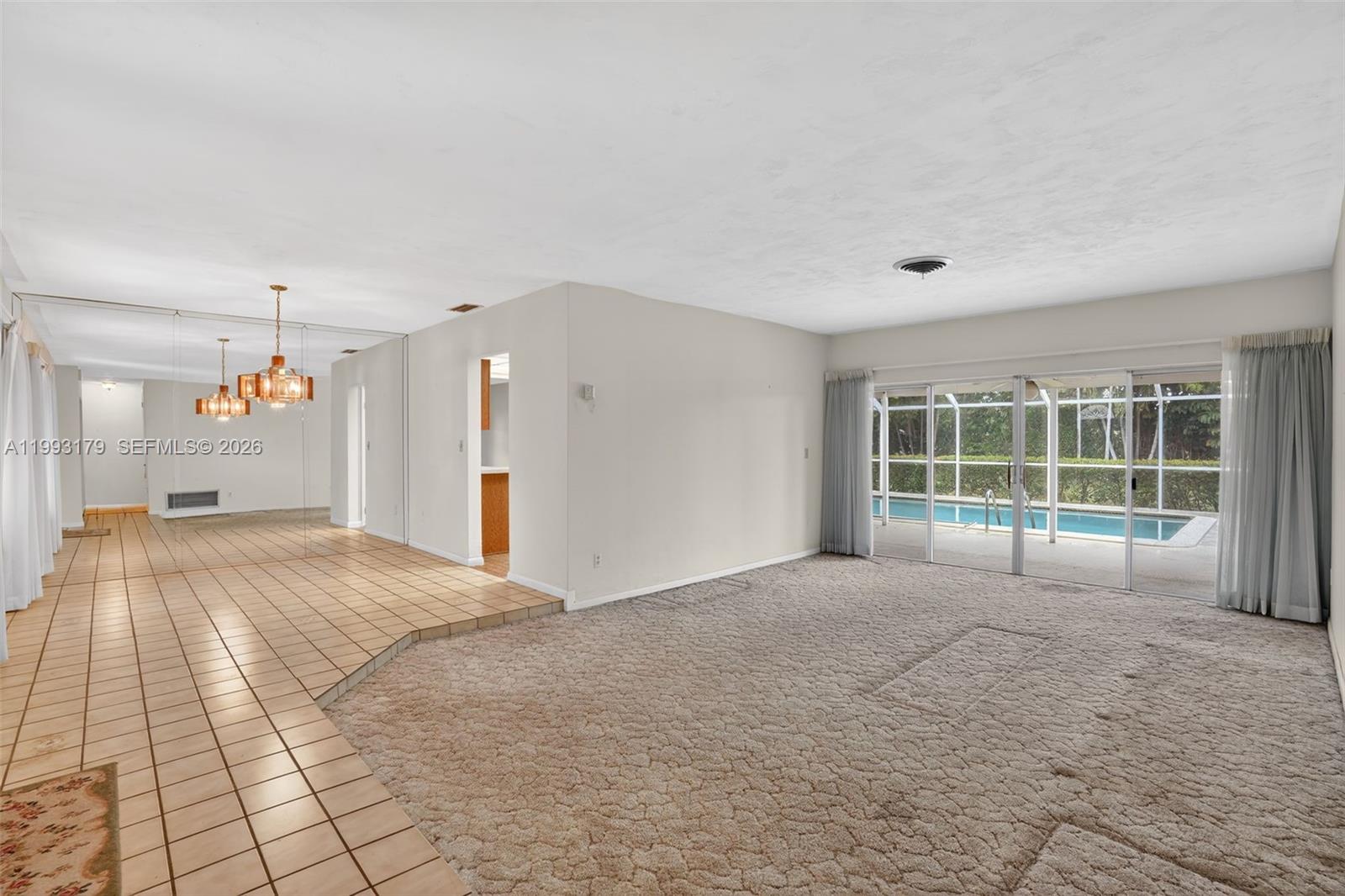 OAKLAND ACRES - Residential