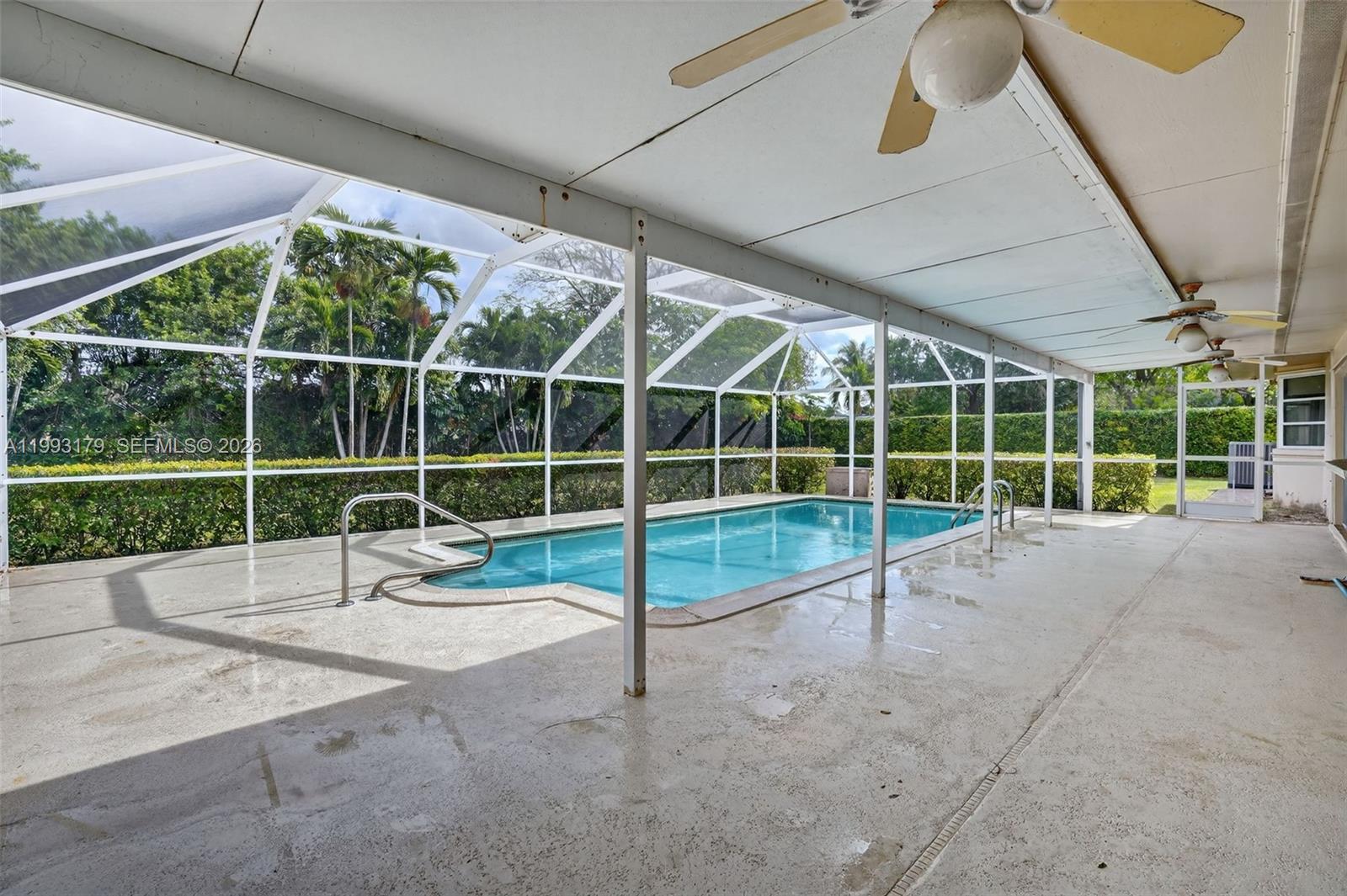 OAKLAND ACRES - Residential