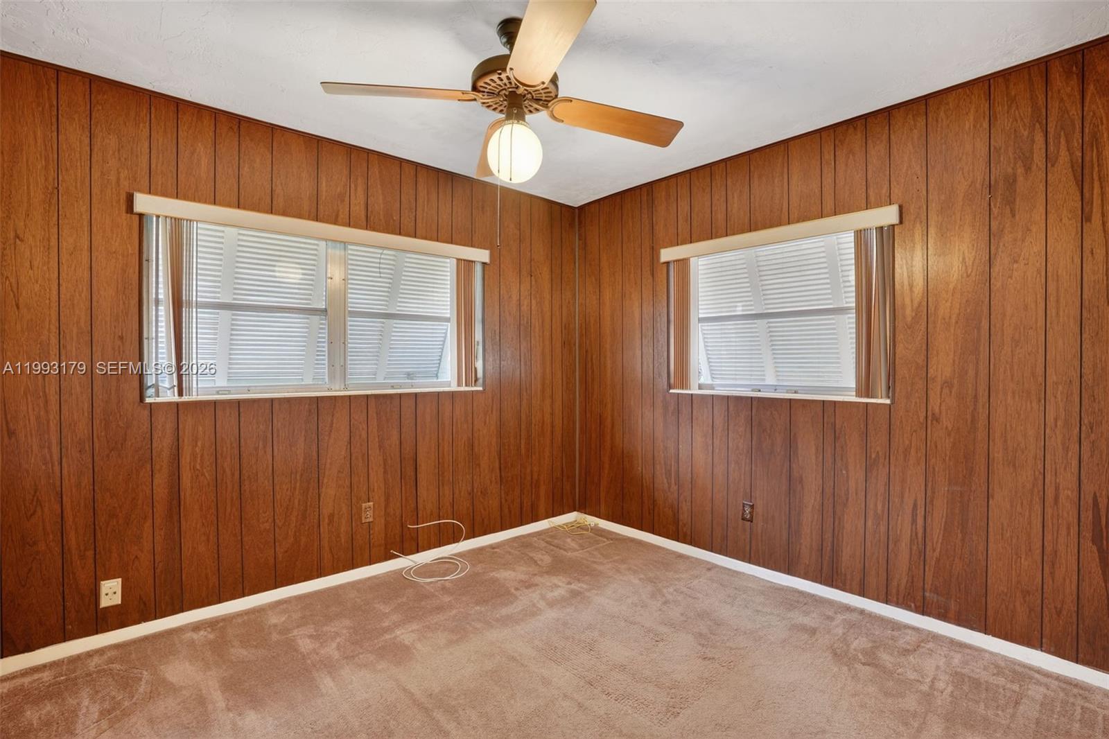 OAKLAND ACRES - Residential