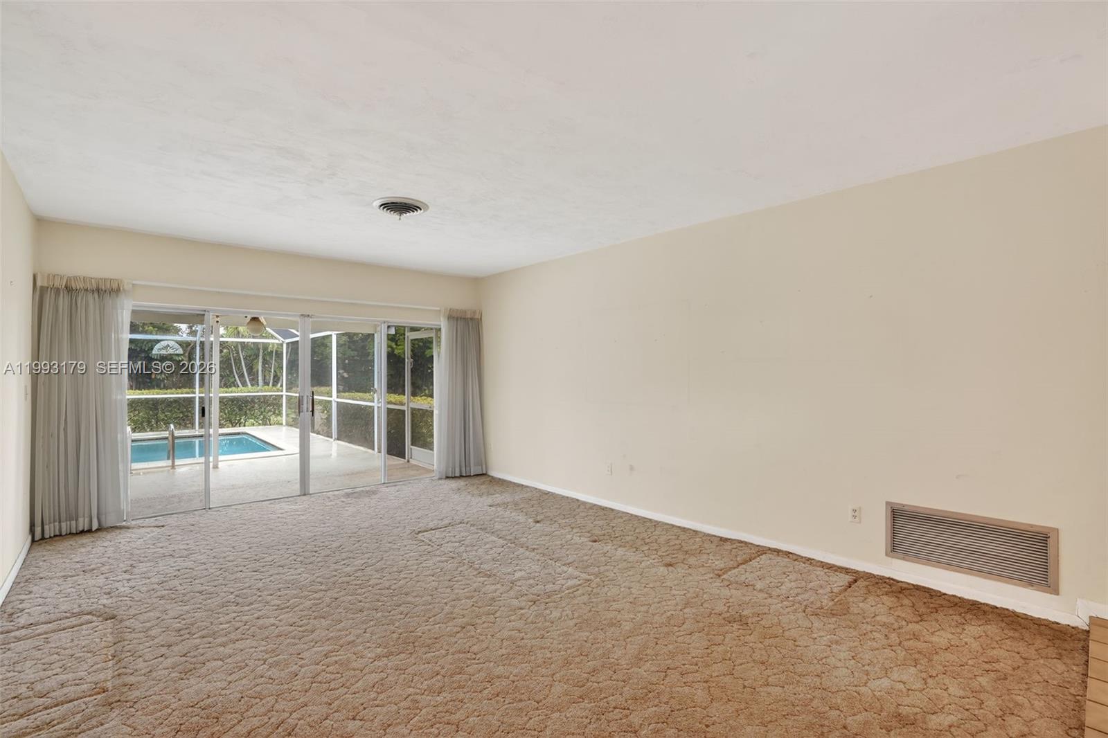 OAKLAND ACRES - Residential