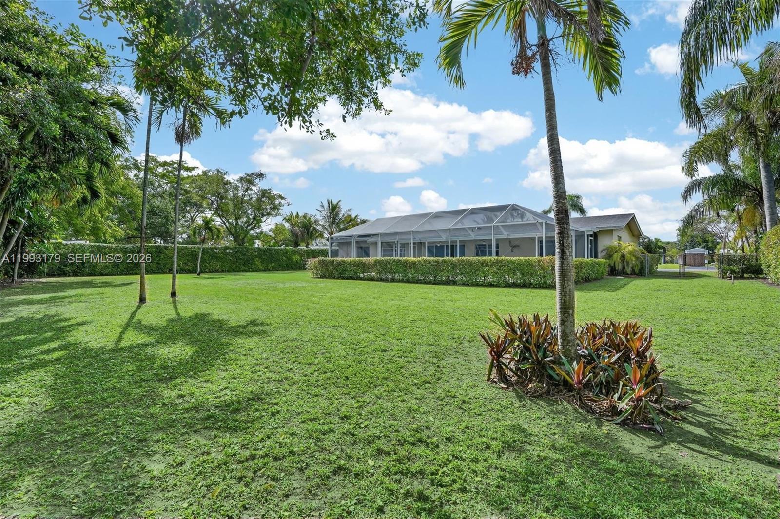 OAKLAND ACRES - Residential