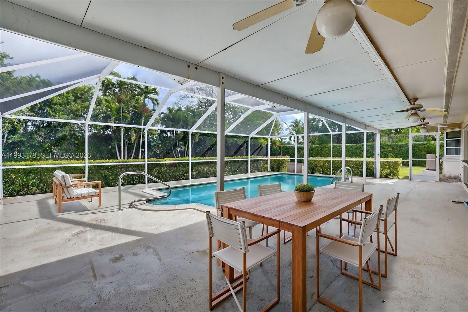 OAKLAND ACRES - Residential