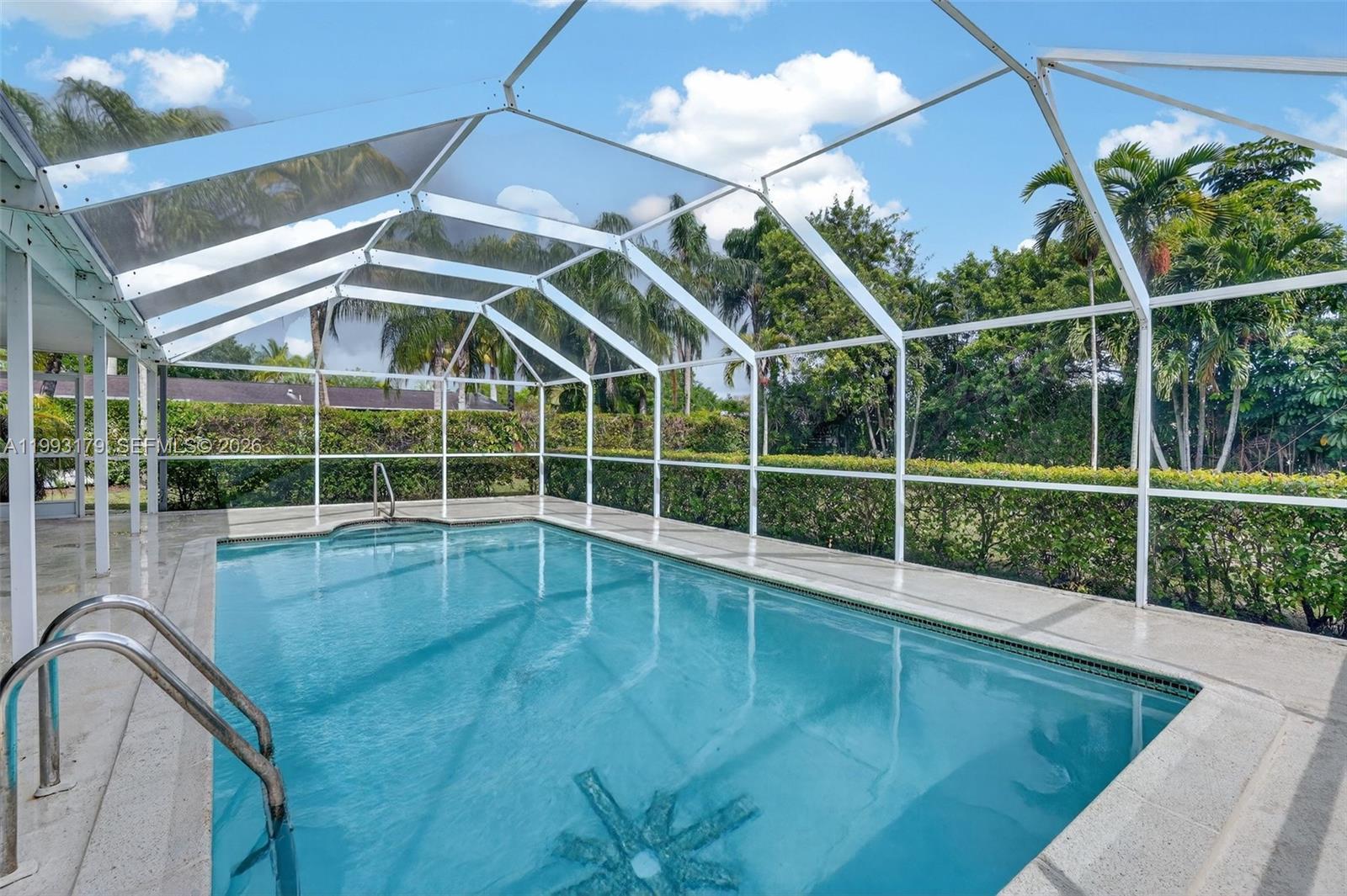 OAKLAND ACRES - Residential