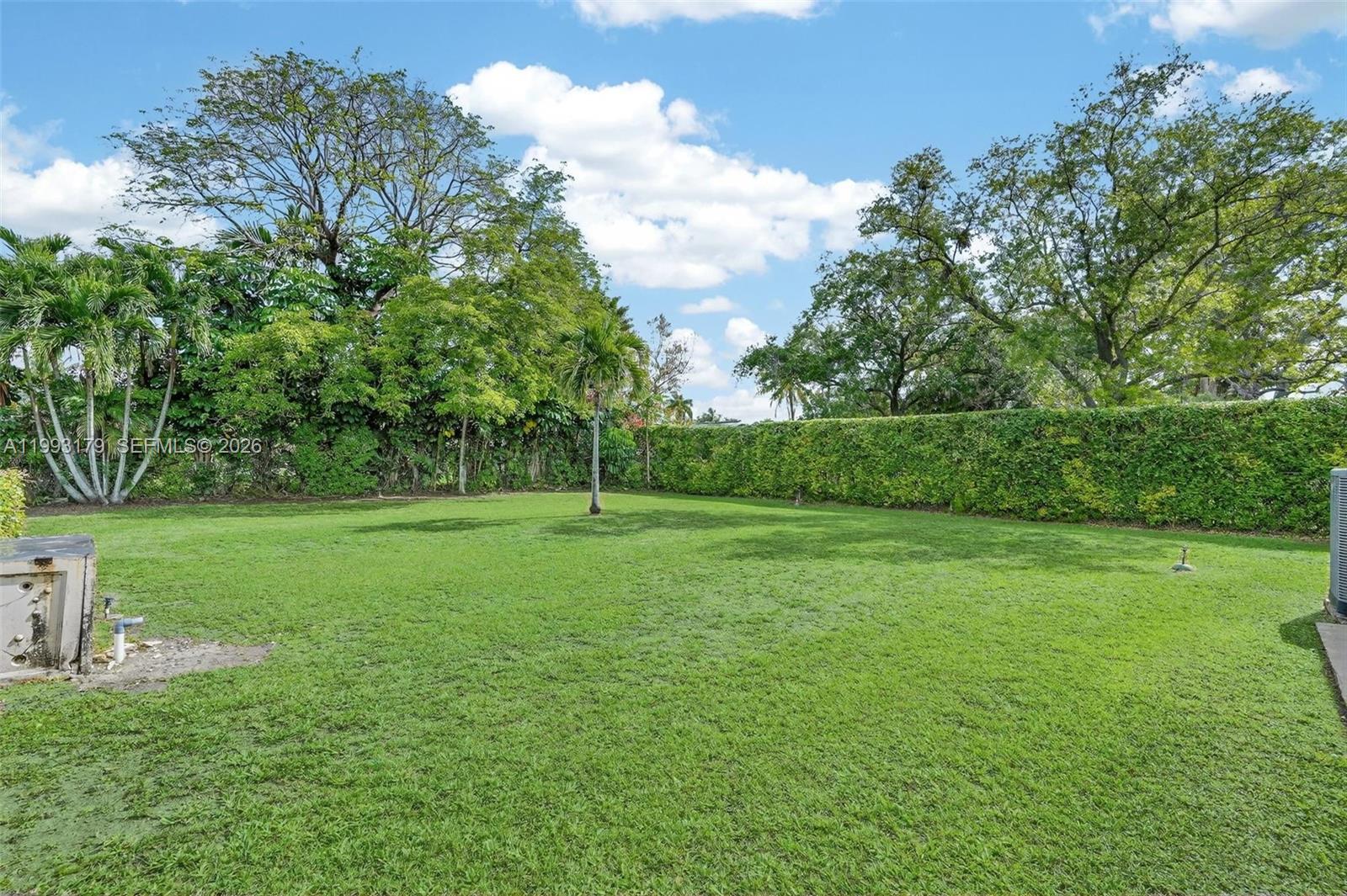 OAKLAND ACRES - Residential