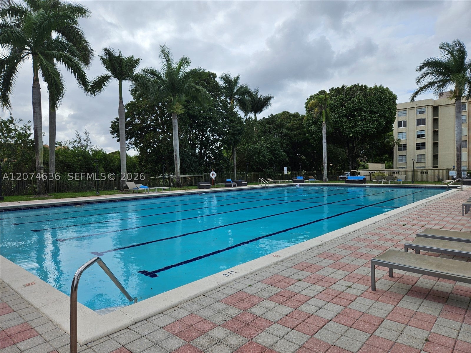 9320 Fontainebleau Blvd 401