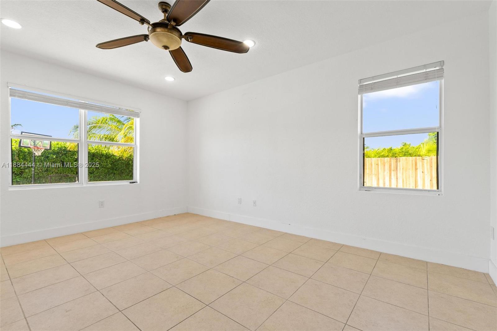 ESTATE MANSIONS 1ST ADDN - Residential