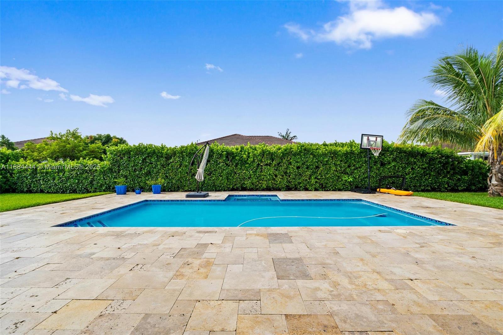 ESTATE MANSIONS 1ST ADDN - Residential