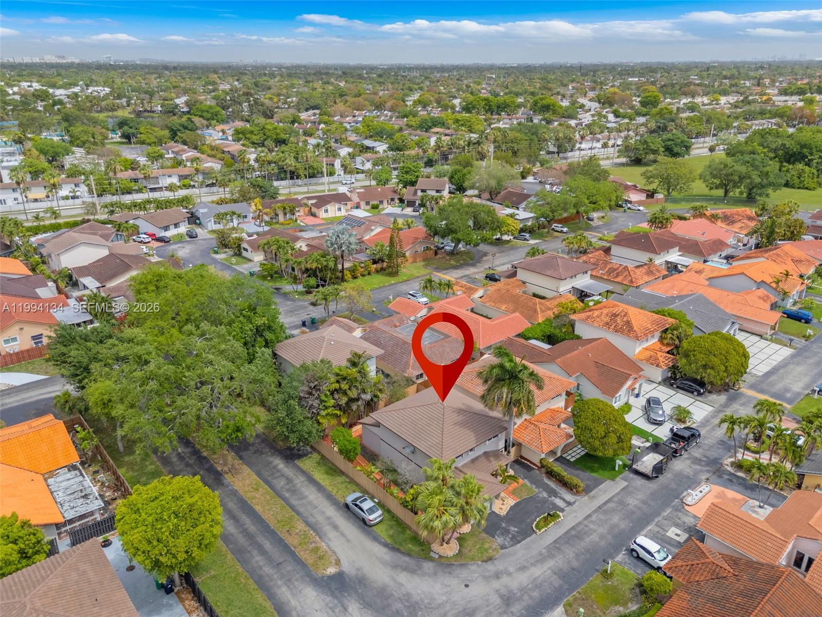 SUNSET MANSIONS - Residential