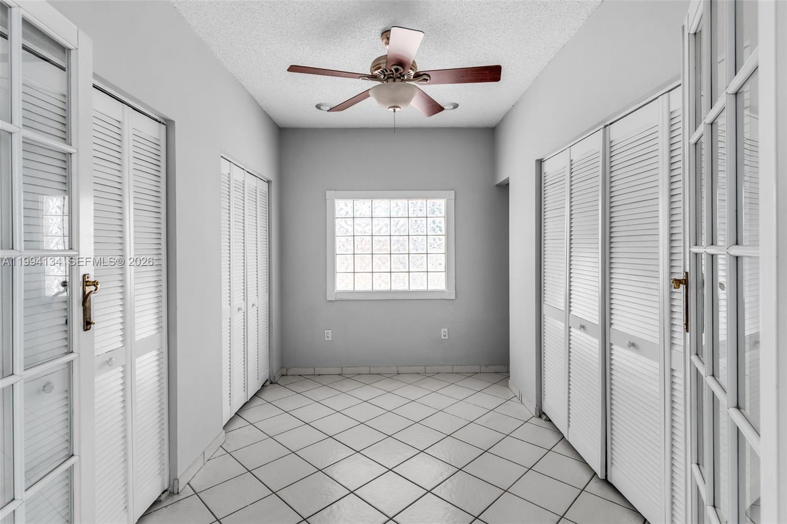 SUNSET MANSIONS - Residential