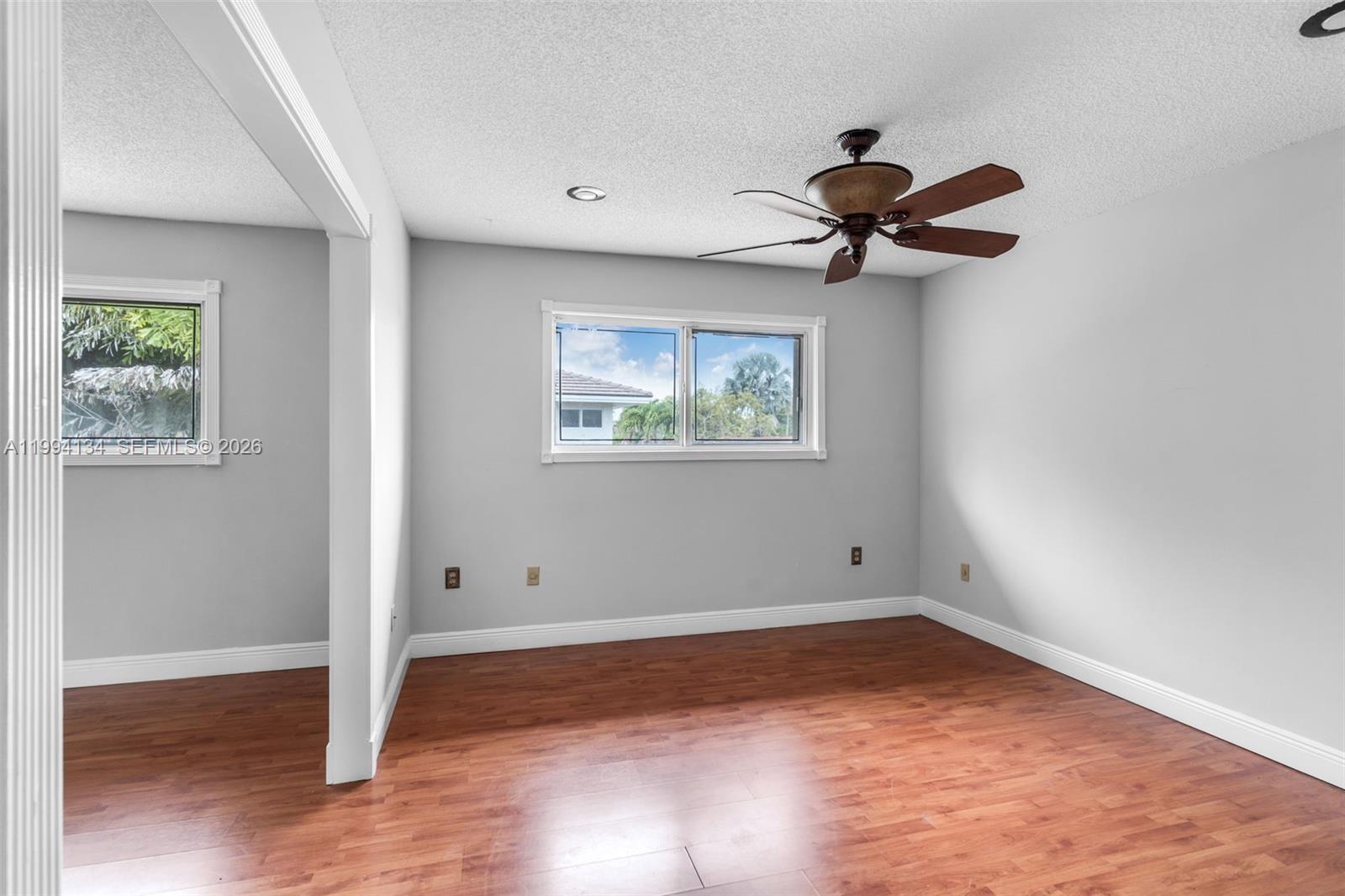 SUNSET MANSIONS - Residential