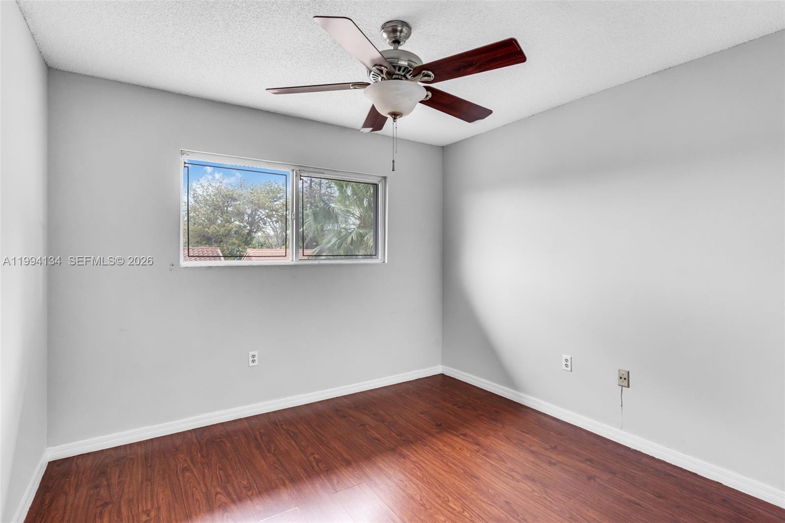 SUNSET MANSIONS - Residential