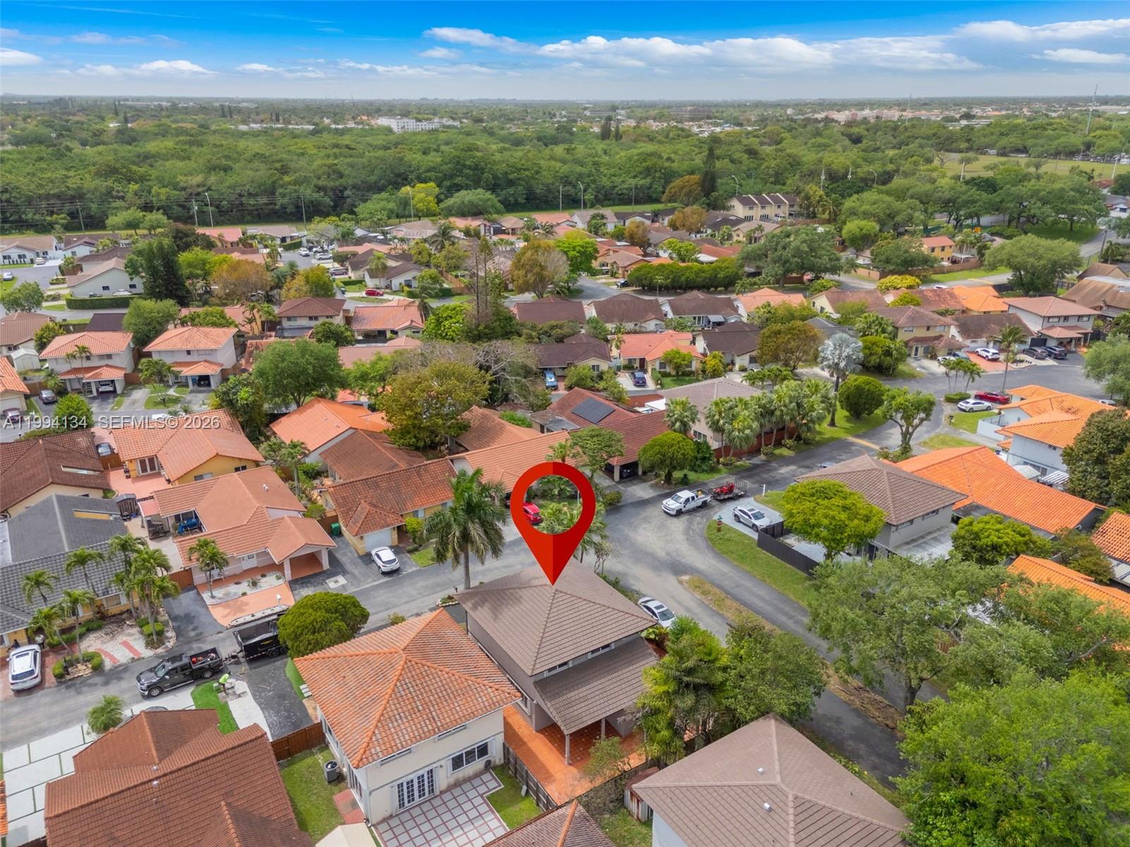 SUNSET MANSIONS - Residential