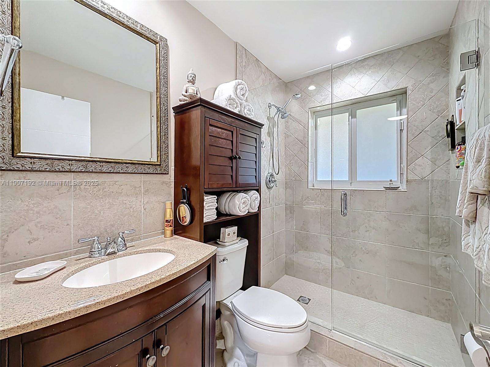 CORAL WOODS - Residential