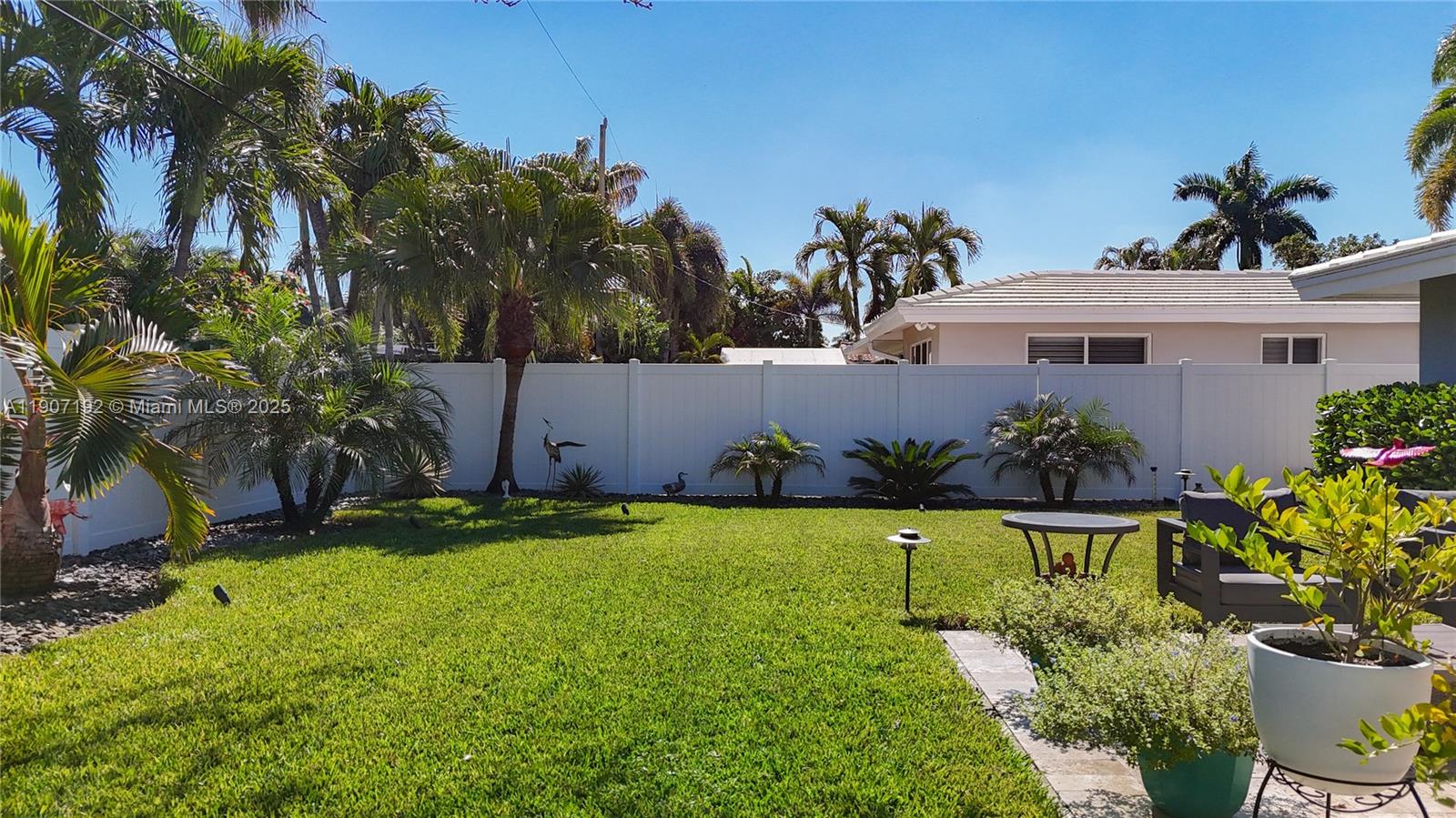 CORAL WOODS - Residential