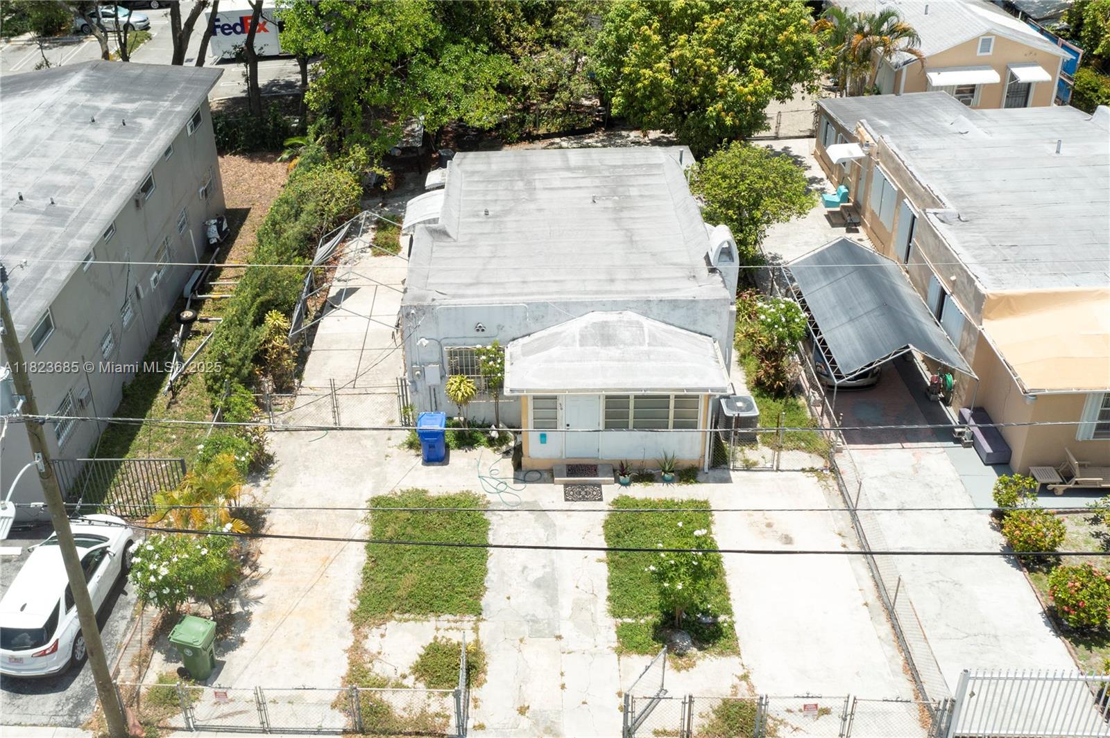 36 NW 32nd St
