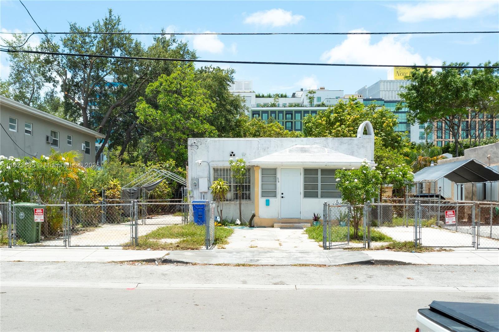 36 NW 32nd St