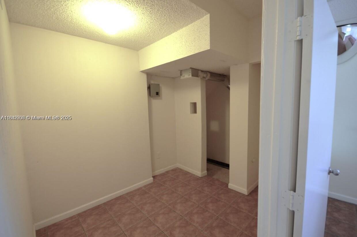 8411 Biscayne Blvd 1st Floor