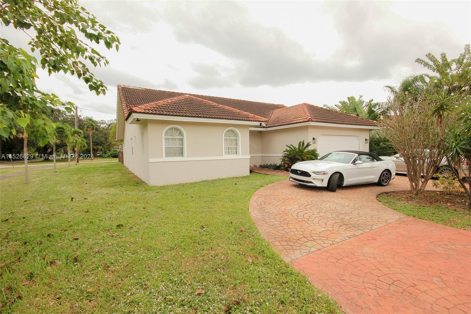 GREAT OPPORTUNITY TO RENT THIS VERY SPACIOUS HOME IN MIAMI SHORES. WITH POOL, JACCUZI AND BIG BACKYARD. VERY LARGE LIVING-ROOM. OPEN SPACE KITCHEN. LARGE AND SPACIOUS BEDROOMS. BRAND NEW MASTER BEDROOM. 2 CAR GARAGE. VERY SAFE AREA IN MIAMI SHORES. WALKING DISTANCE FROM PLACES OF WORSHIP. EASY TO SHOW. COULD ALSO BE RENTED FURNISHED AS-IS. FLEXIBLE TERMS.