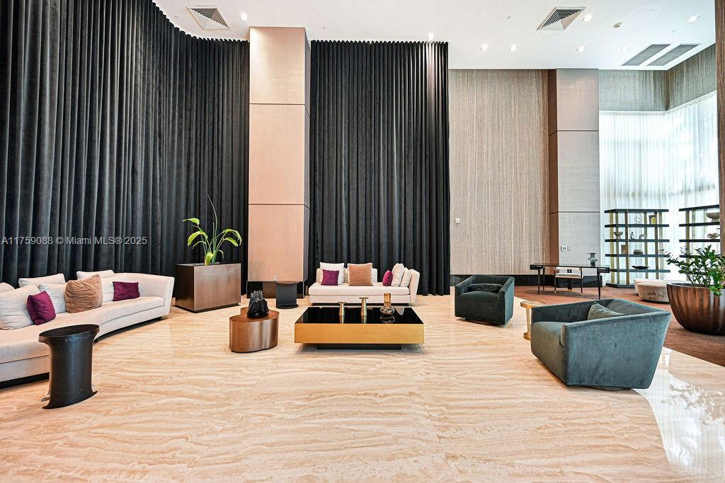 THE PLAZA 851 BRICKELL CO - Residential