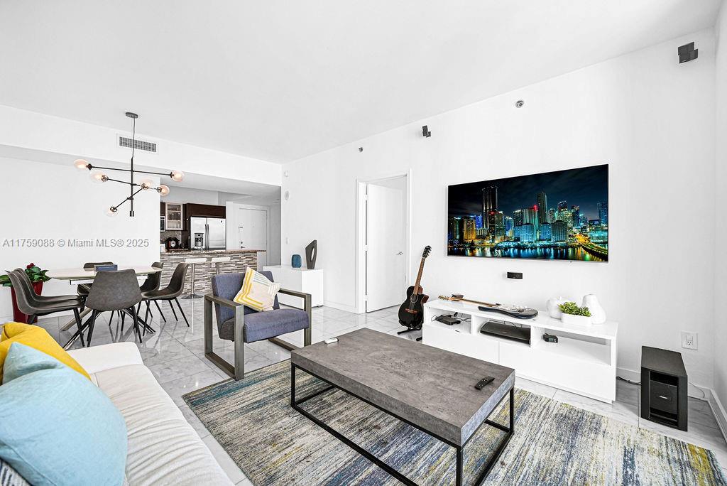 THE PLAZA 851 BRICKELL CO - Residential