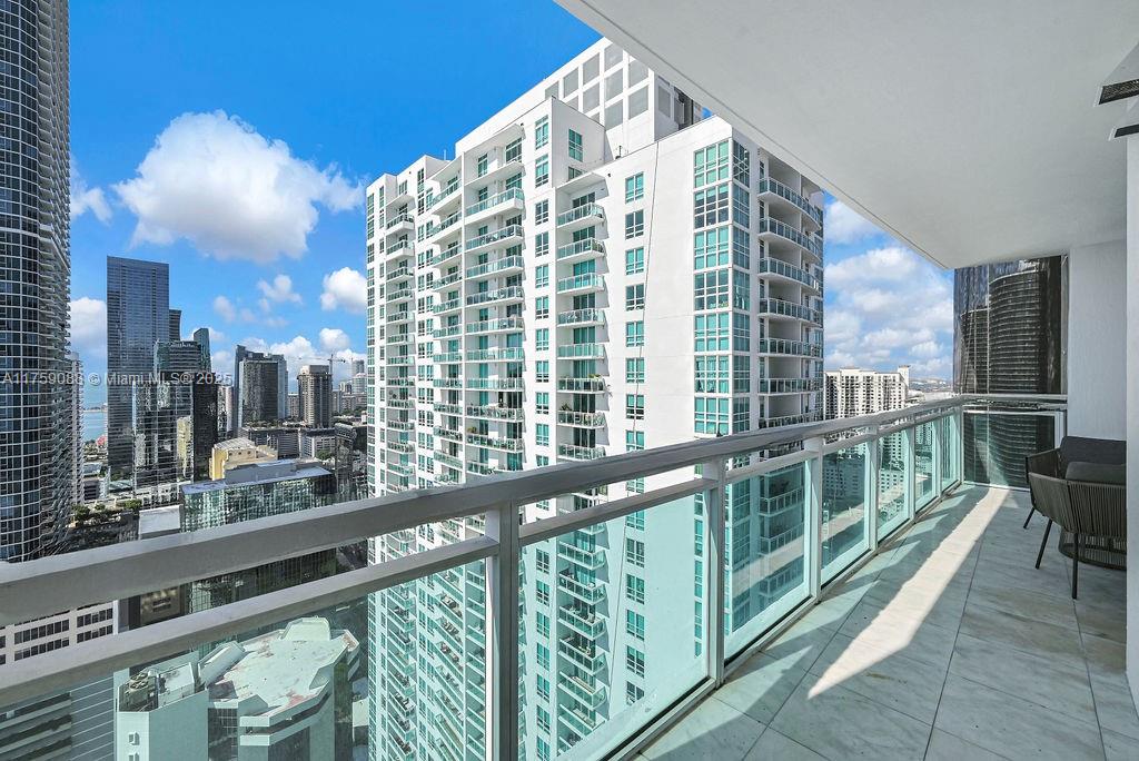THE PLAZA 851 BRICKELL CO - Residential