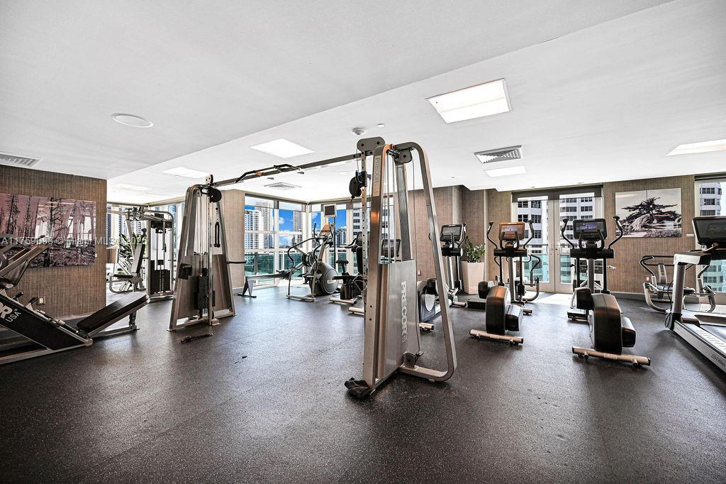 THE PLAZA 851 BRICKELL CO - Residential