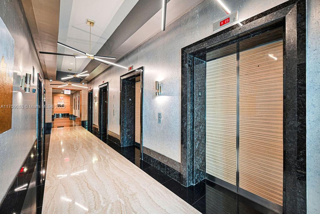 THE PLAZA 851 BRICKELL CO - Residential