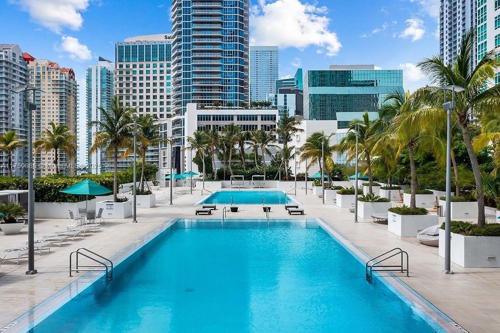 THE PLAZA 851 BRICKELL CO - Residential