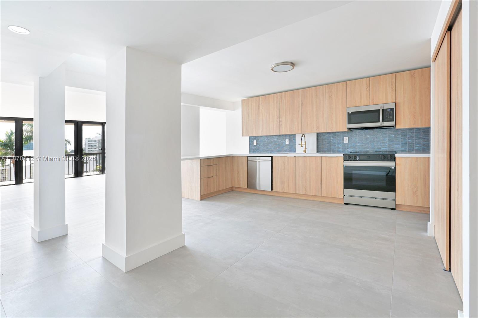 9300 Bay Harbor Ter 5B