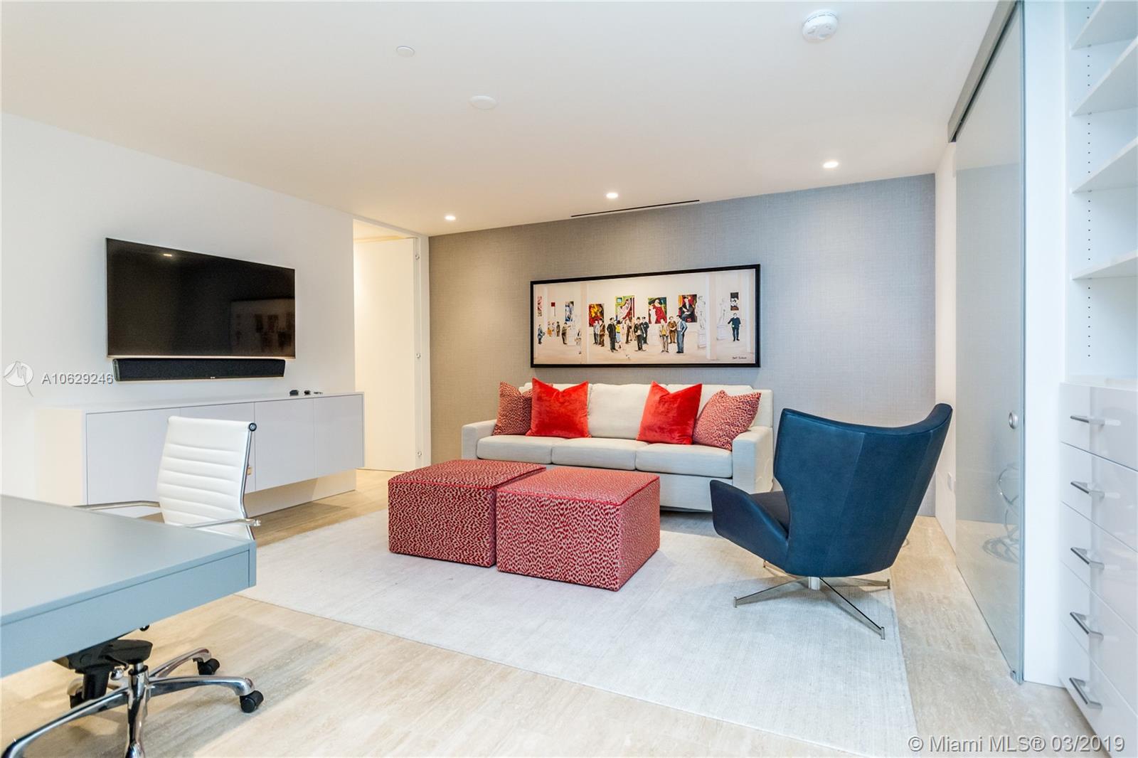 SURF CLUB FOUR SEASONS - Residential Lease