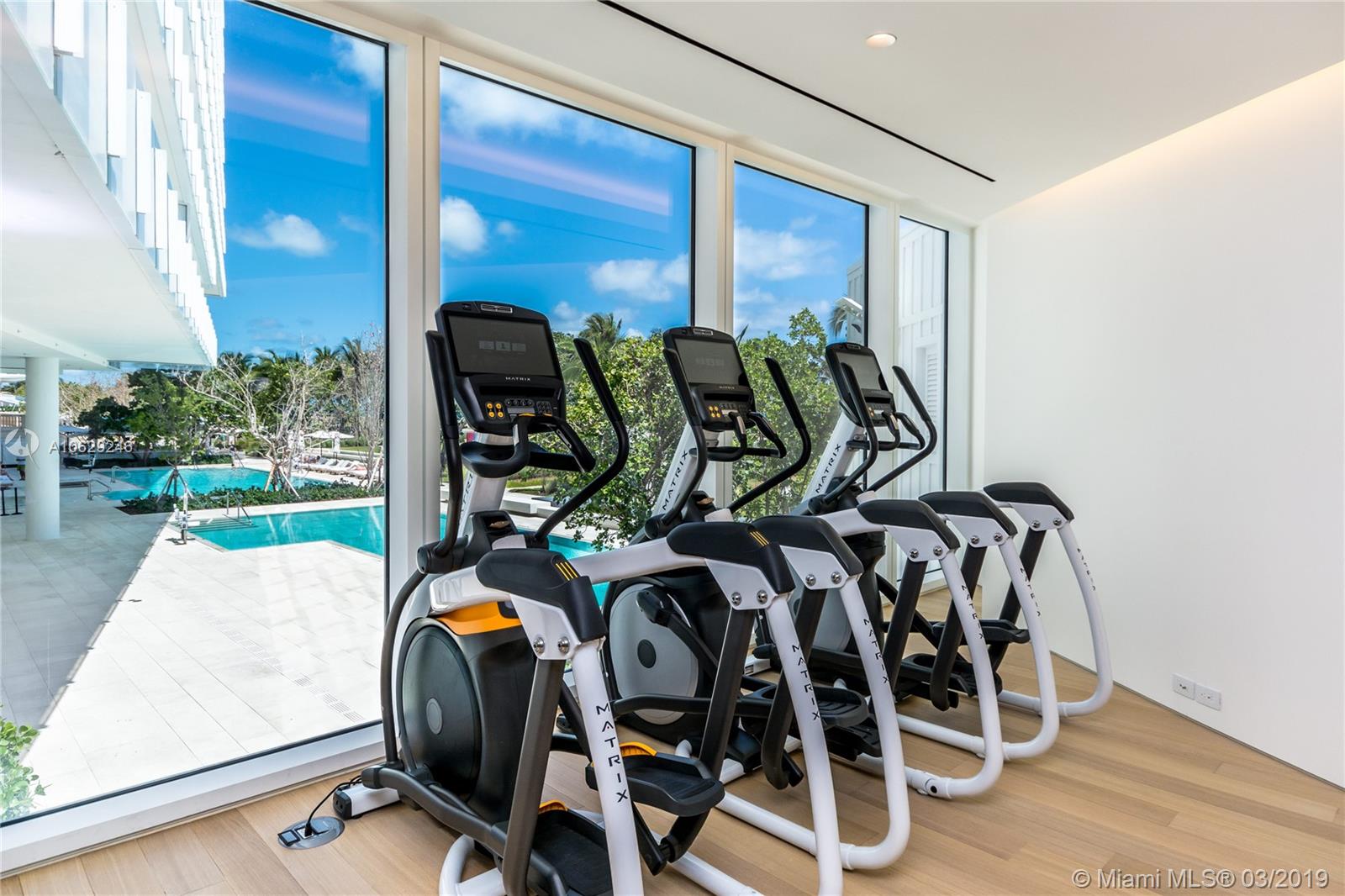 SURF CLUB FOUR SEASONS - Residential Lease