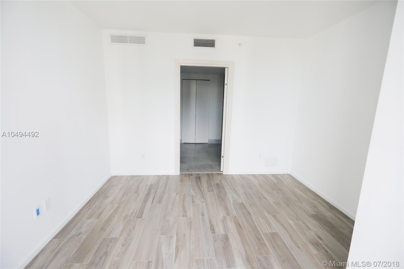 SLS LUXSLS LUX - Residential
