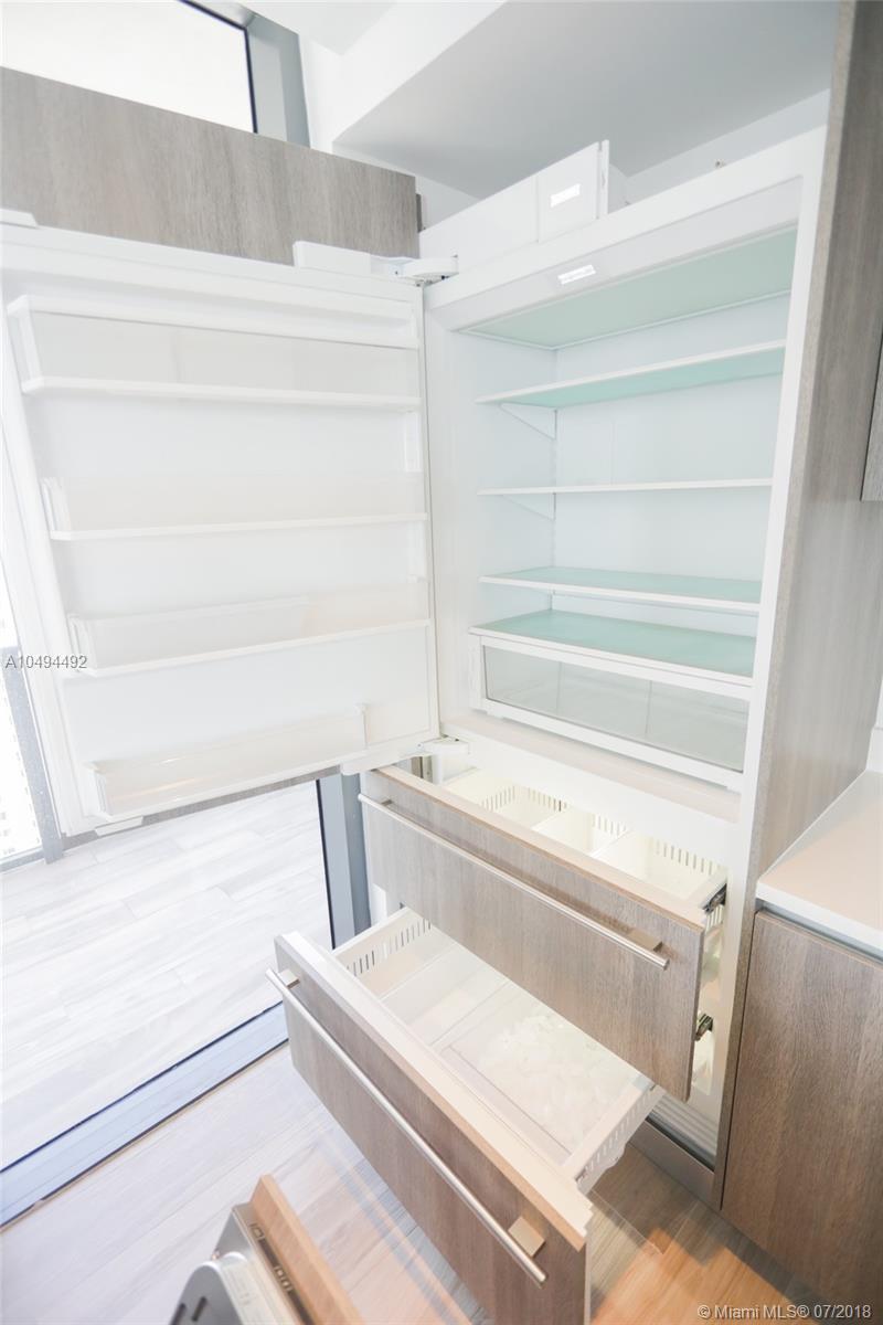 SLS LUXSLS LUX - Residential