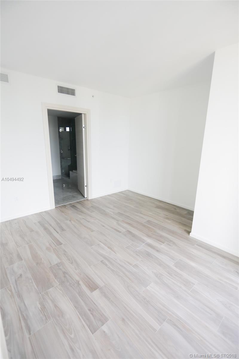 SLS LUXSLS LUX - Residential