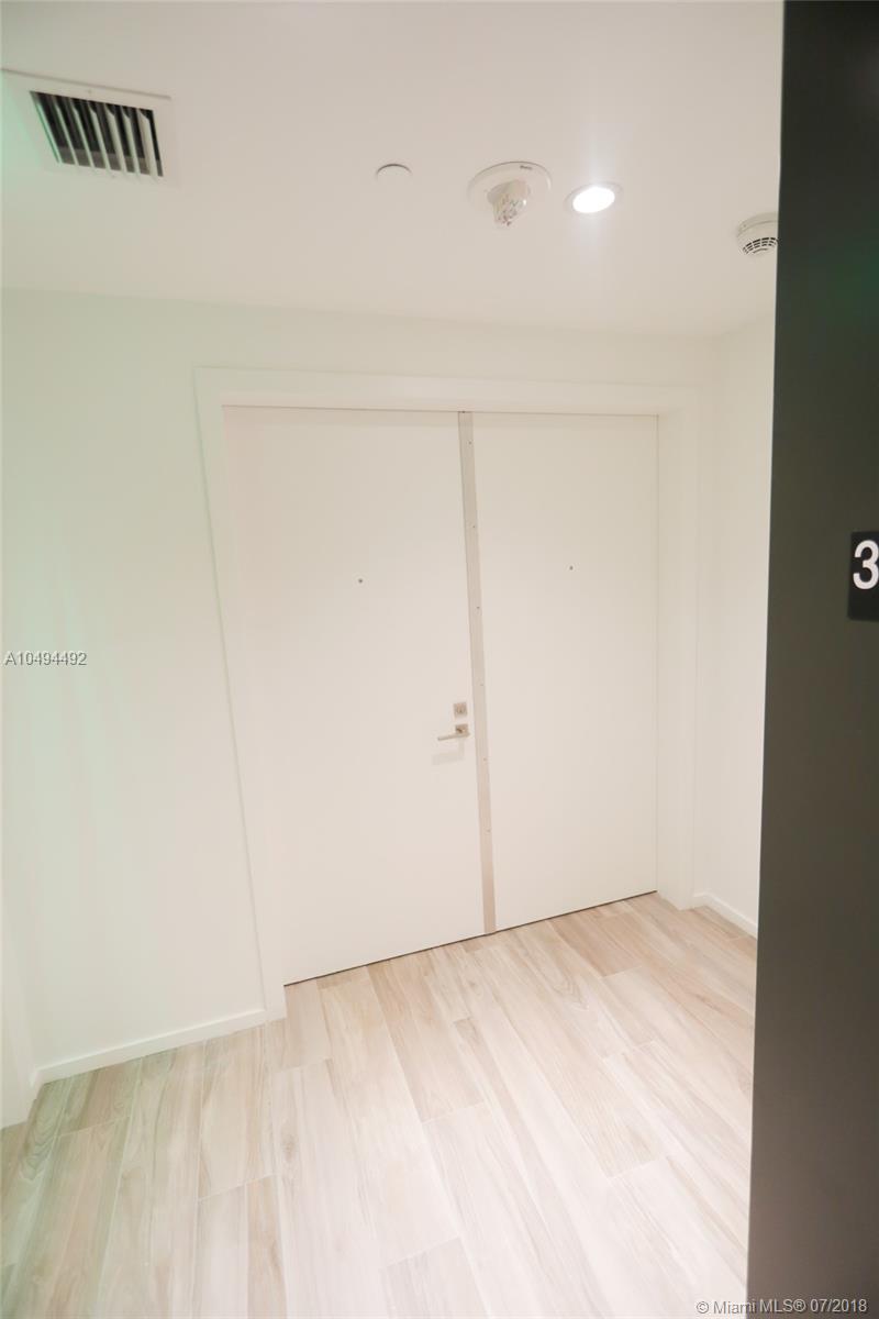 SLS LUXSLS LUX - Residential