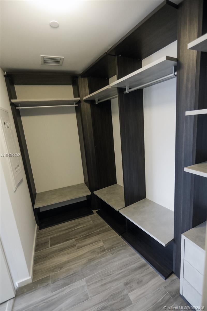 SLS LUXSLS LUX - Residential