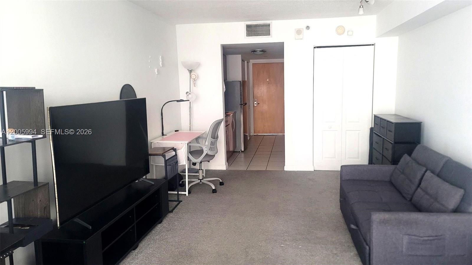 1200 Brickell Bay Dr 1910