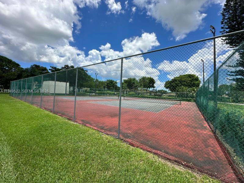 PINE RIDGE AT HAVERHILL C - Residential