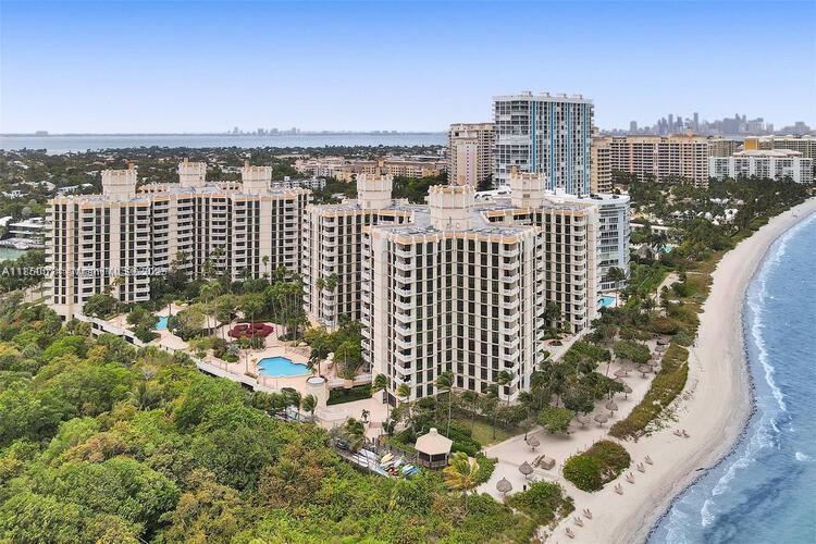 TOWERS OF KEY BISCAYNE CO - Residential
