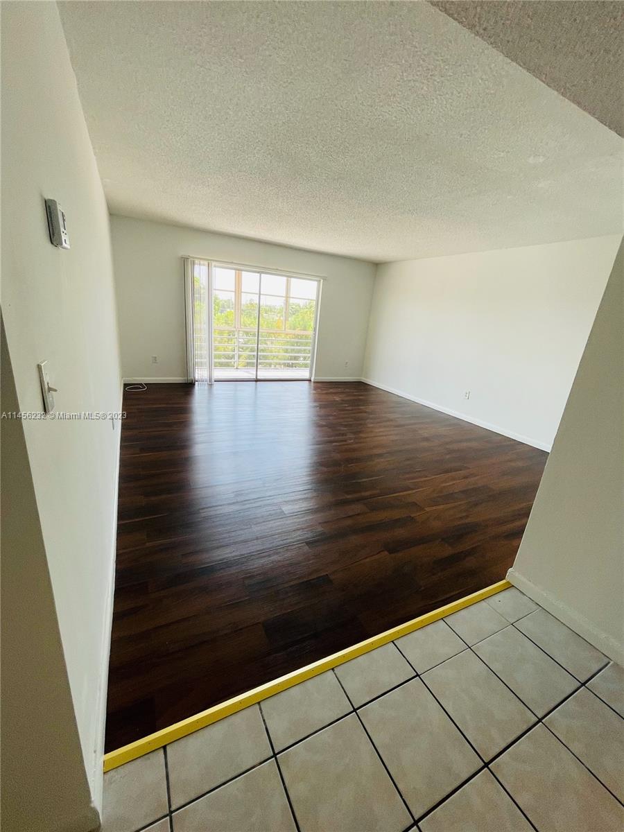 TOWN SQUARE CONDO - Residential