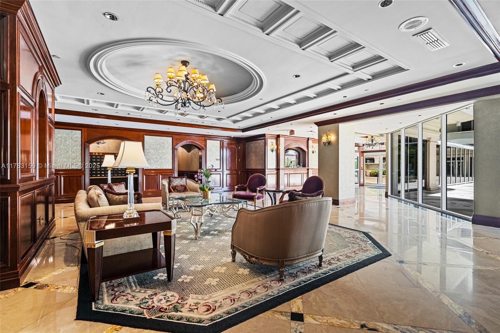 SOLIMAR CONDO - Residential