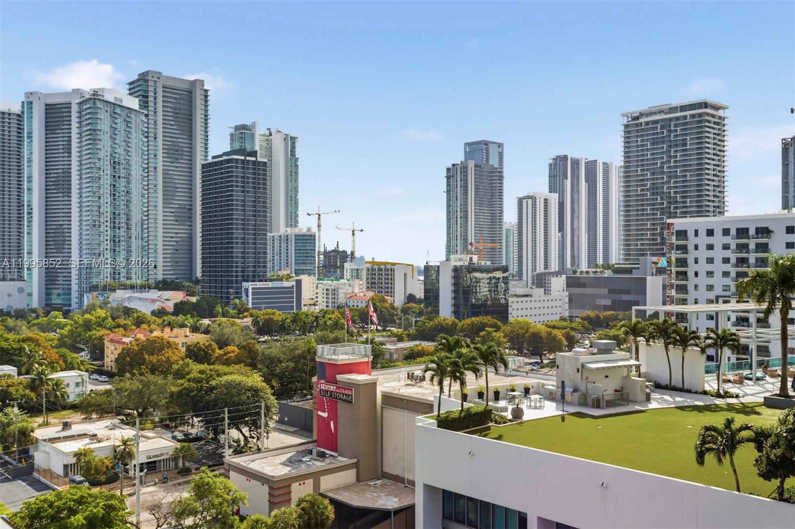 3401 MIDTOWN CONDO - Residential Lease